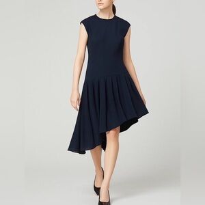 Akris Punto Navy Blue Sleeveless
Asymmetrical Dress